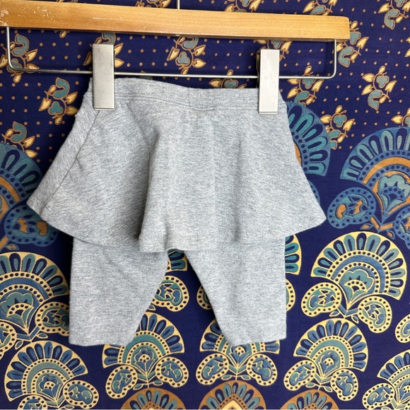 ⭐️5/15$⭐️ Nike skirt/legging set - Picture 6 of 8